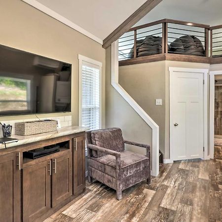 Branson Tiny Home On 52 Acres With Private Lake! Exterior photo