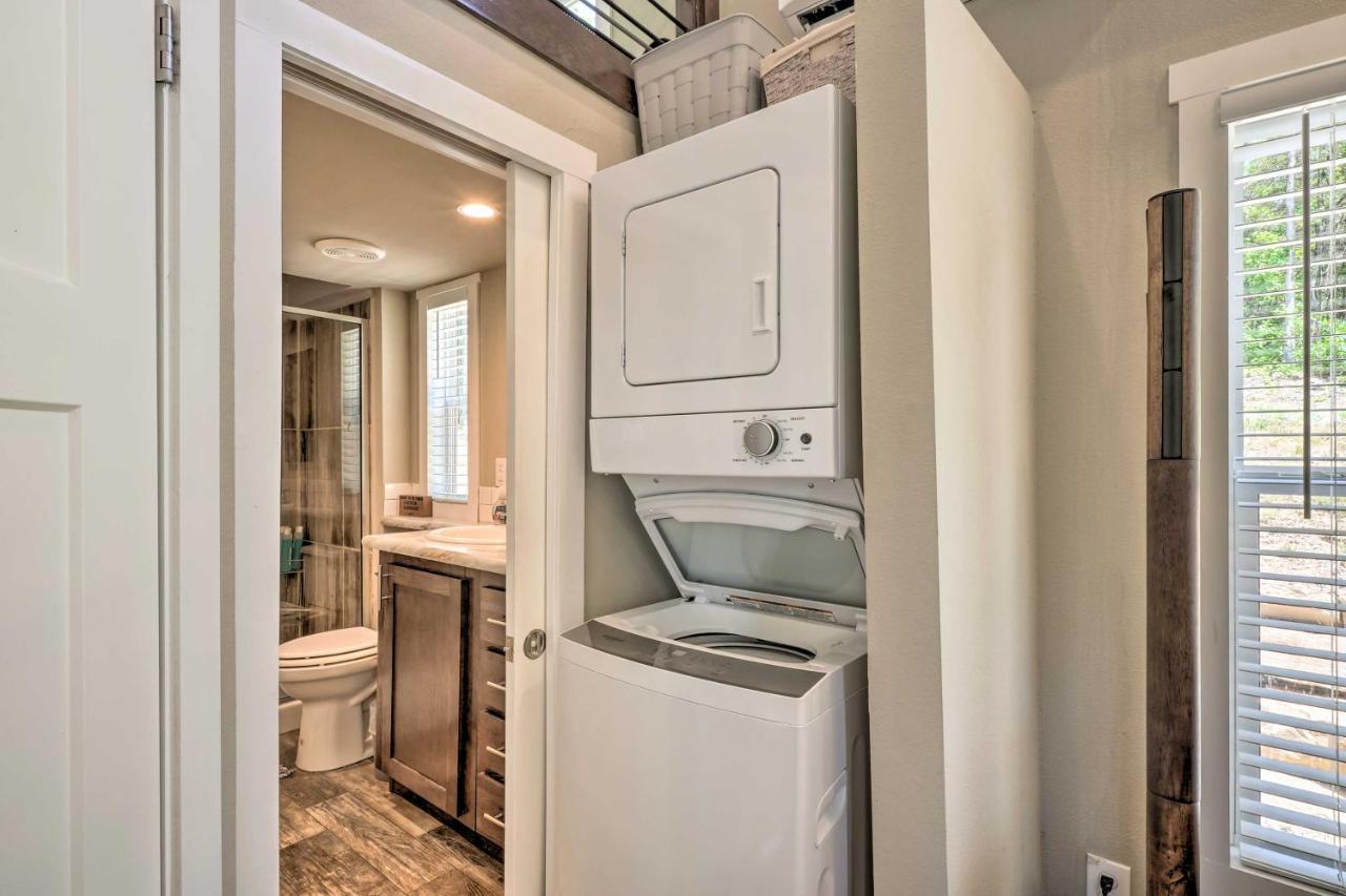 Branson Tiny Home On 52 Acres With Private Lake! Exterior photo