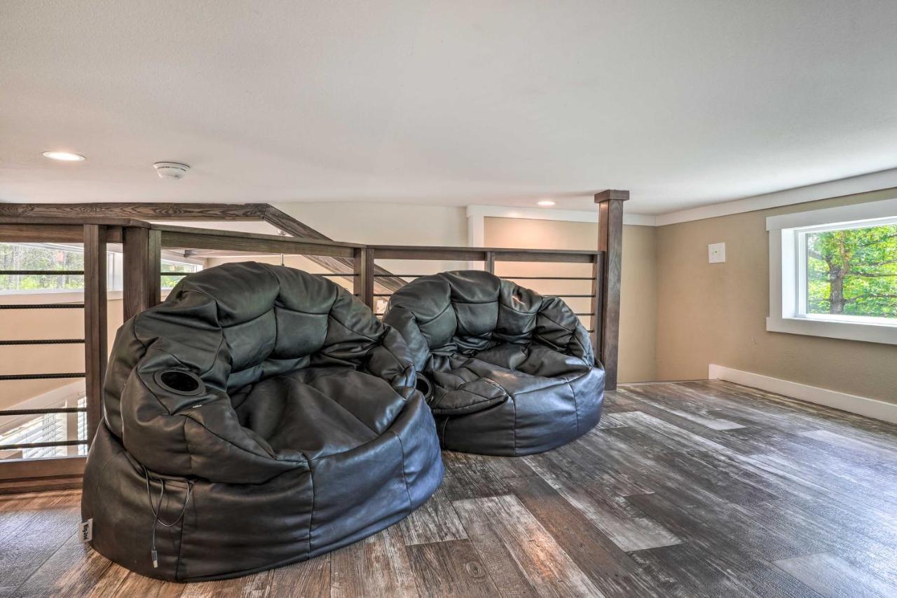Branson Tiny Home On 52 Acres With Private Lake! Exterior photo