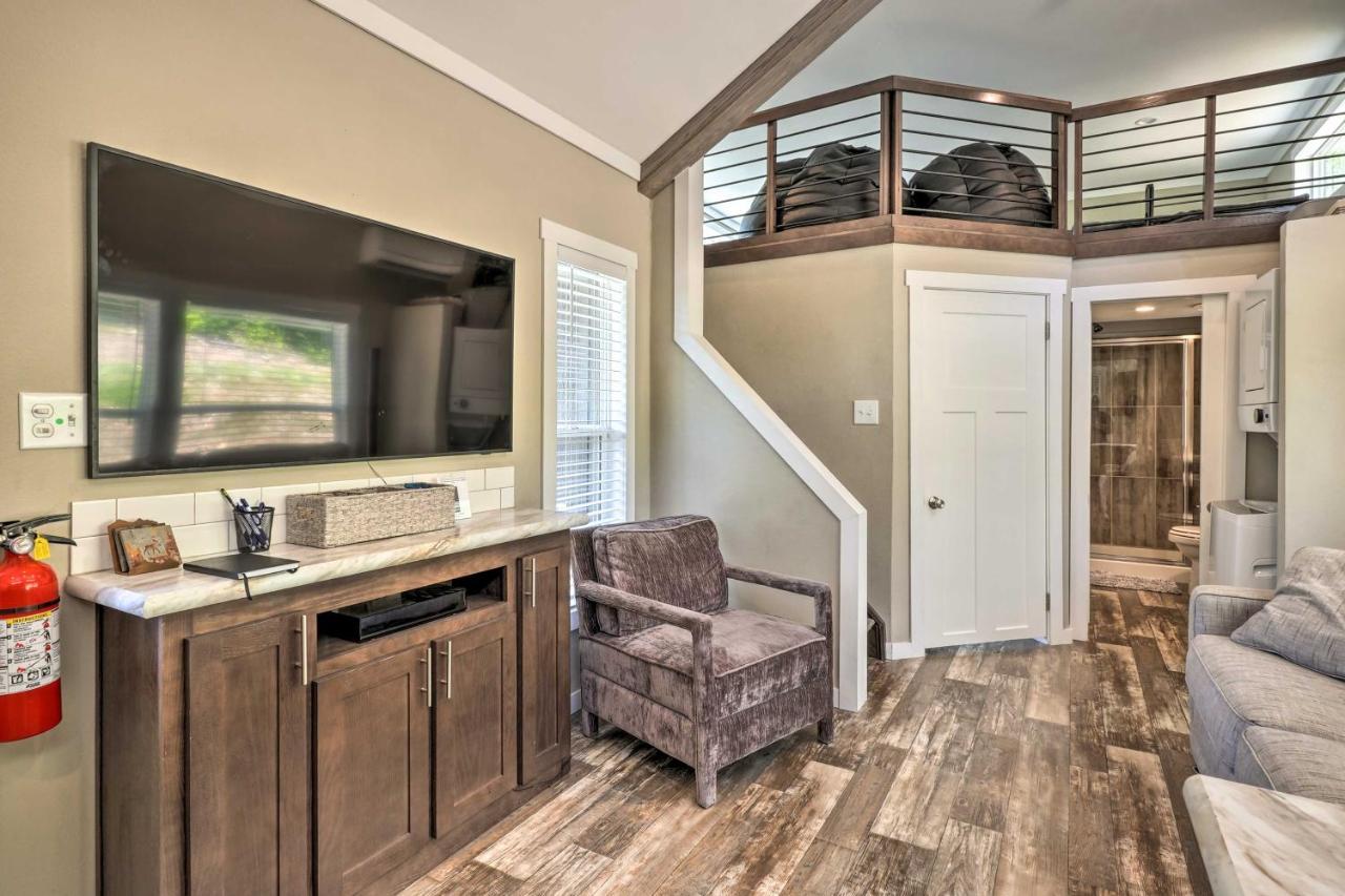Branson Tiny Home On 52 Acres With Private Lake! Exterior photo